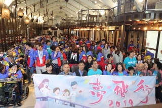 49 名香港身心障礙孩子衝出香港圓飛行夢遊台灣 親身感受台灣熱情好客
